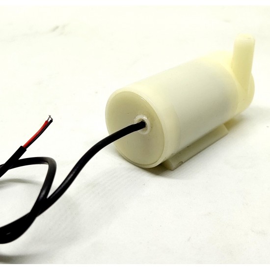 2pcs 3V - 12V DC Submersible Water Pump 27x54x37mm Horizontal Micro 150 Litre/hr Flow Rate For DIY Projects