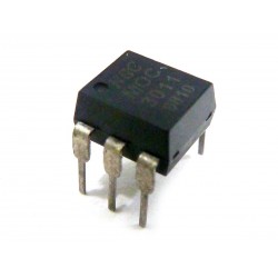 2pcs MOC3011 IC - 6 Pin DIP Optocoupler Optoisolator - TRIAC Driver Output